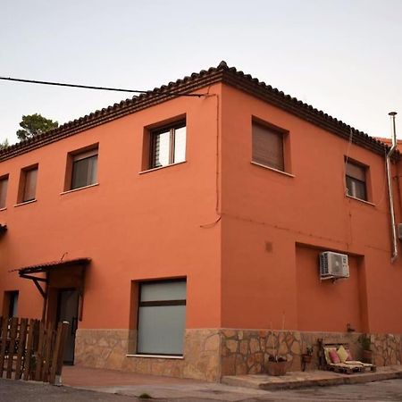 テルエルLa Buhardilla. Aparcamiento Exterior Privadoアパートメント エクステリア 写真
