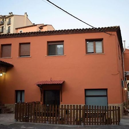 テルエルLa Buhardilla. Aparcamiento Exterior Privadoアパートメント エクステリア 写真